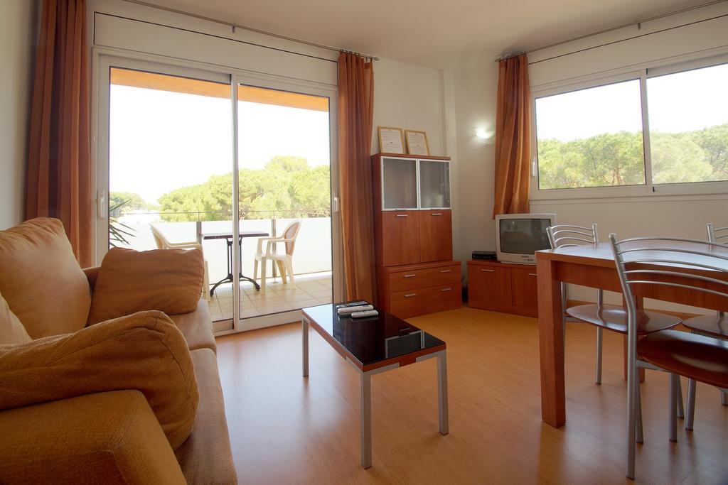 פאלס Aparthotel Arenal מראה חיצוני תמונה